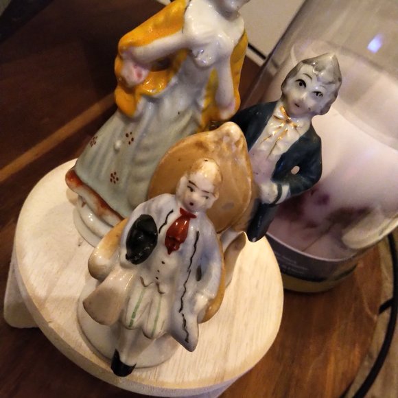 5+ item Surprise Bundle🏺👜💍👠Vtg/vtg Feel Decor&L🌻🌻ks FREE SHIP🛍️🍽️ 🥂🥃☕ - Picture 5 of 14